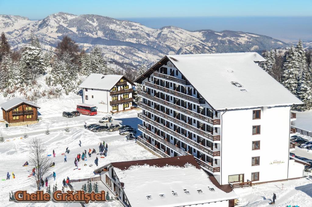 Cheile Gradistei Fundata Resort Exterior foto